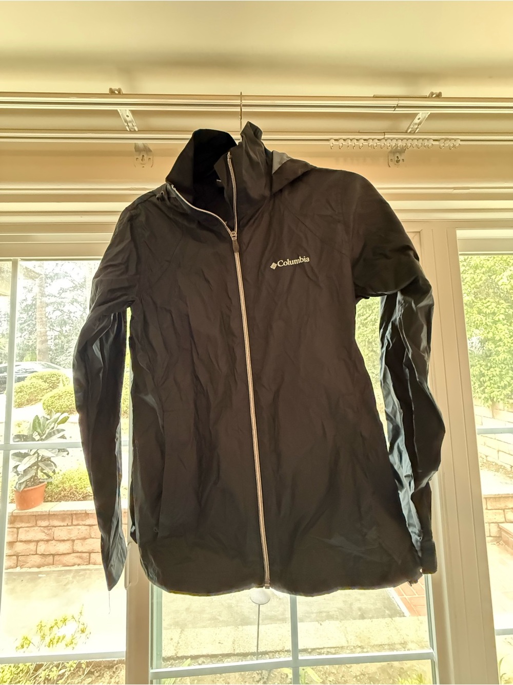 Columbia Women's Black Hooded Shell Jacket